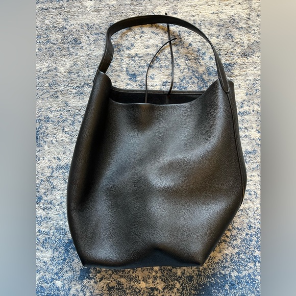 The Row Handbags - The Row Large NS Park Black Leather Tote